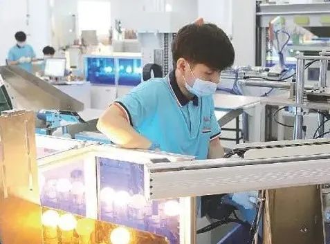 “5G+工業(yè)互聯(lián)網(wǎng)”的佛山樣本：先進(jìn)制造業(yè)如何跑出加速度？